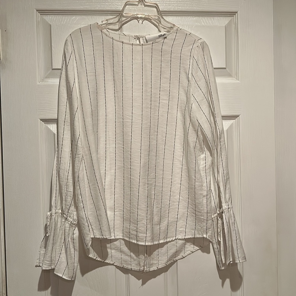 Fate by LFD White with Pin Stripe long sleeve gauzy Top Sz M